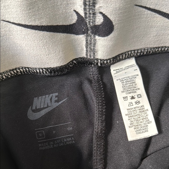 Nike Black Leggings with White Swoosh - Picture 3 of 3